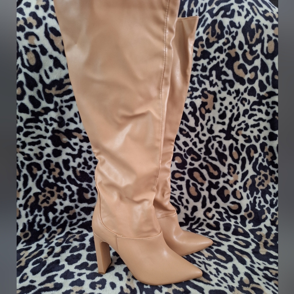 Olivia boots
